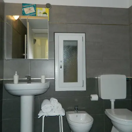 La Pomposa Dei Gallucci Apartment *